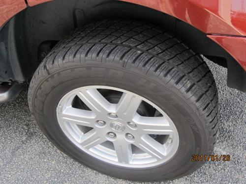 Chrysler Aspen 2007 photo 2