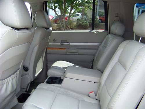 Chrysler Aspen SLT 25 Other