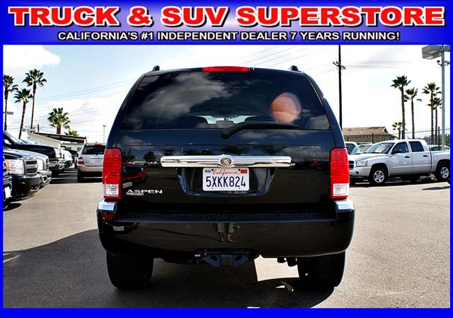 Chrysler Aspen 2007 photo 4