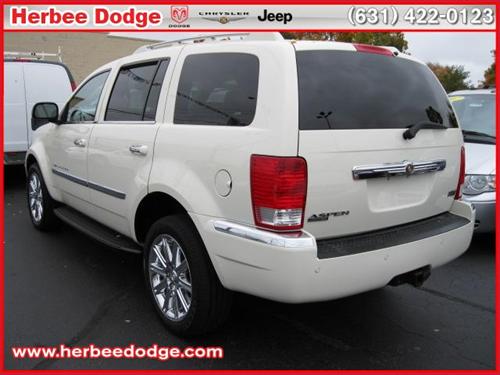 Chrysler Aspen 2007 photo 2