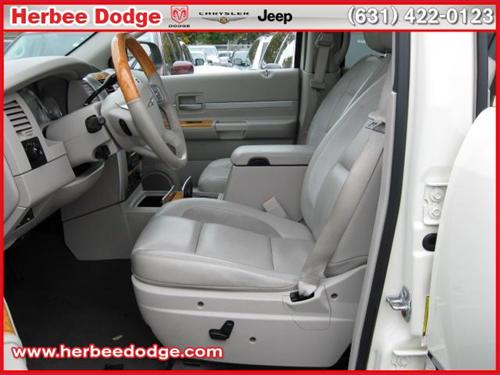 Chrysler Aspen 2007 photo 3