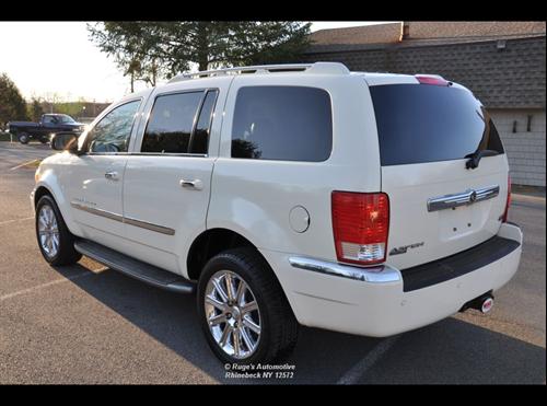 Chrysler Aspen 2007 photo 1