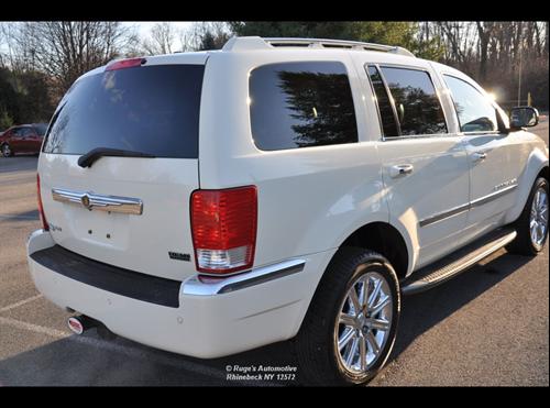 Chrysler Aspen 2007 photo 2