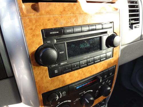 Chrysler Aspen 2007 photo 4