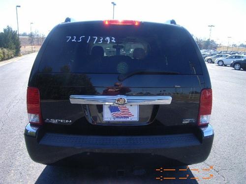 Chrysler Aspen 2007 photo 2