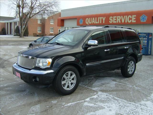 Chrysler Aspen 2007 photo 1