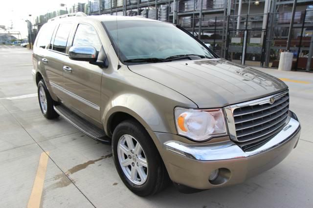 Chrysler Aspen 2007 photo 2