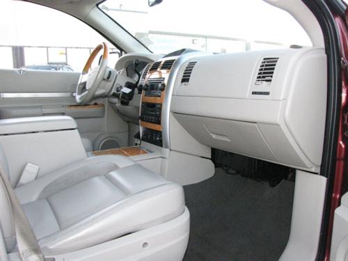 Chrysler Aspen SLT 25 Other