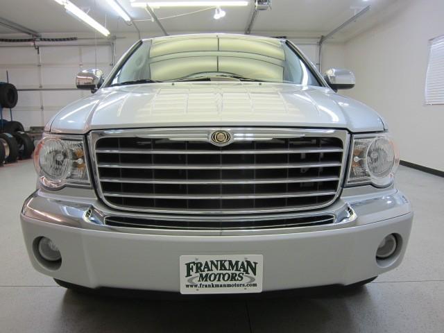 Chrysler Aspen 2007 photo 1