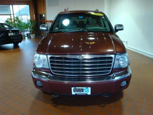 Chrysler Aspen 2007 photo 1