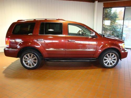 Chrysler Aspen 2007 photo 2