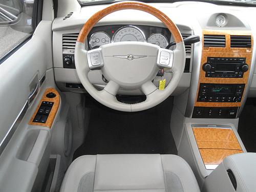 Chrysler Aspen 2007 photo 3