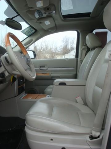 Chrysler Aspen 2007 photo 5