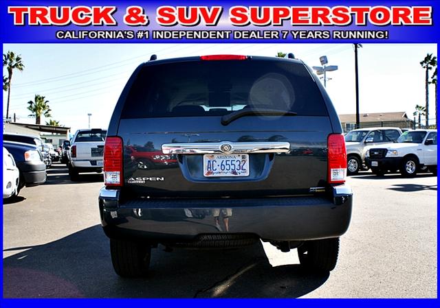 Chrysler Aspen 2007 photo 3