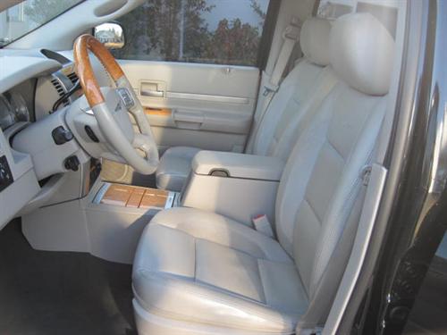 Chrysler Aspen SLT 25 Other