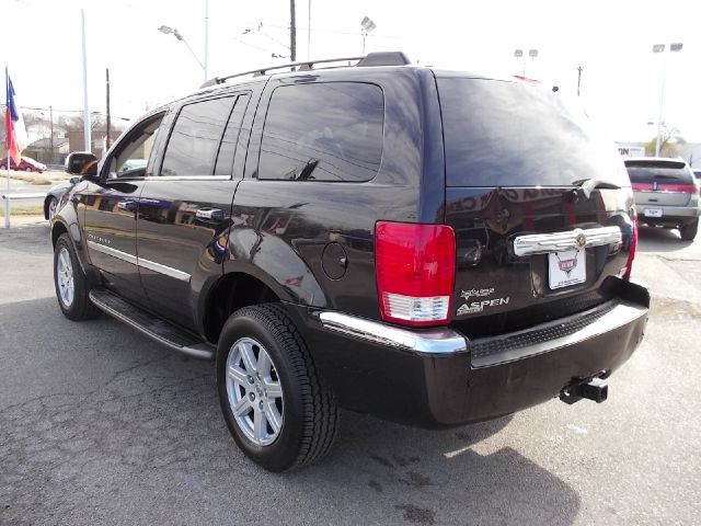 Chrysler Aspen 2007 photo 1