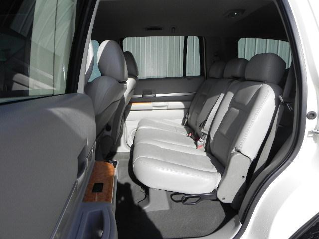 Chrysler Aspen 2007 photo 4