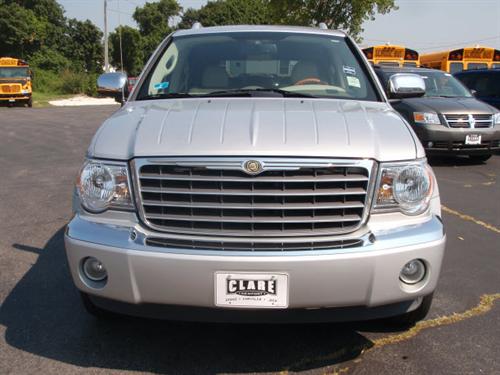 Chrysler Aspen 2007 photo 1