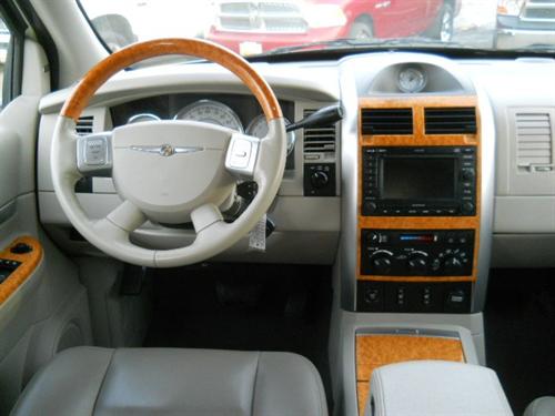 Chrysler Aspen SLT 25 Other