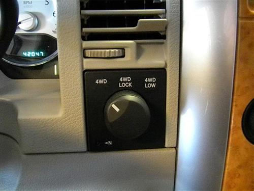 Chrysler Aspen 2007 photo 4