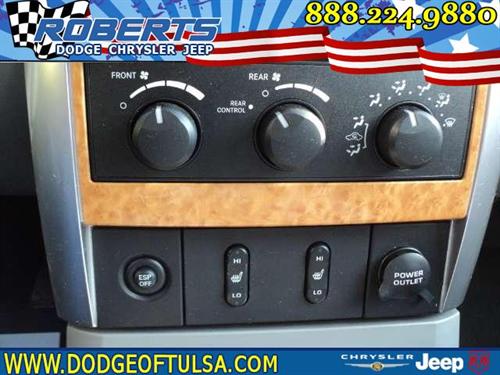 Chrysler Aspen 2007 photo 2