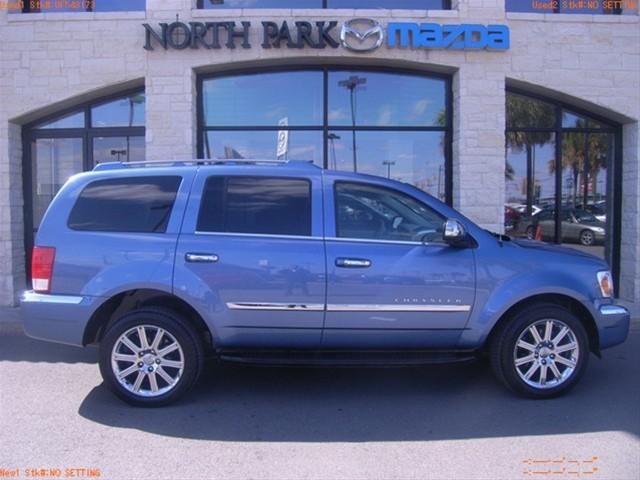 Chrysler Aspen SLT 25 Sport Utility