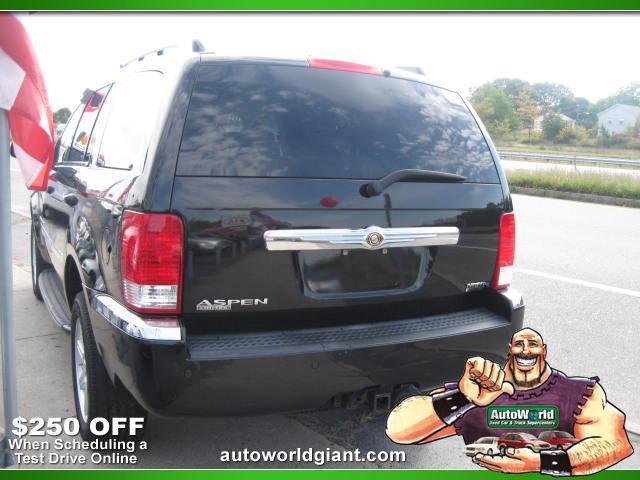 Chrysler Aspen 2007 photo 1