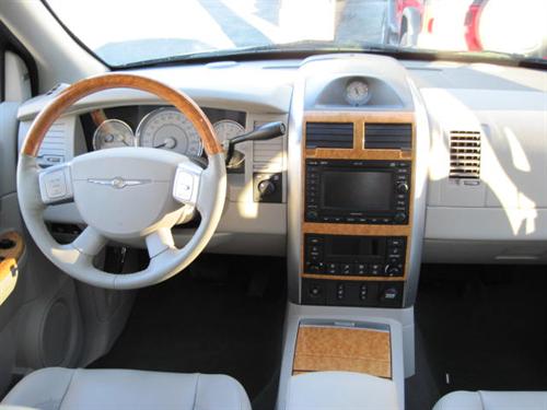 Chrysler Aspen 2007 photo 1
