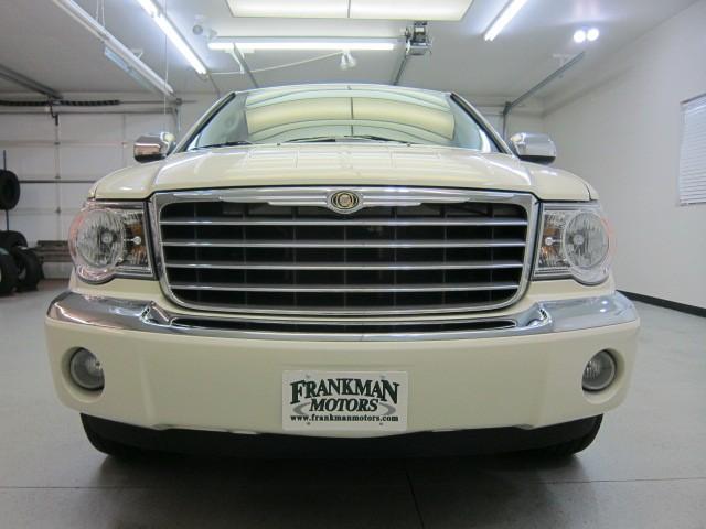 Chrysler Aspen 2007 photo 1