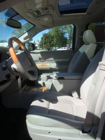 Chrysler Aspen 2007 photo 5