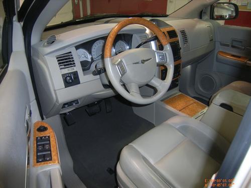 Chrysler Aspen 2007 photo 4