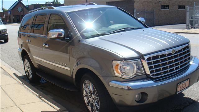 Chrysler Aspen SLT 25 Sport Utility