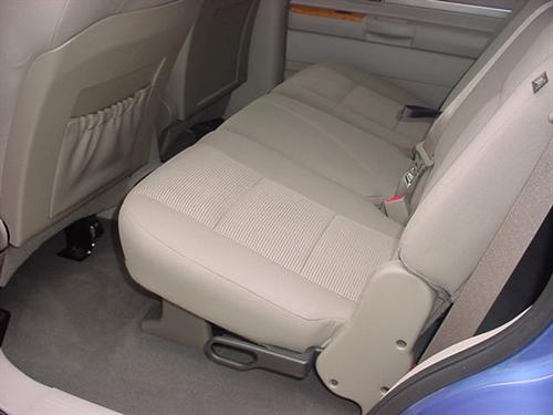 Chrysler Aspen 2007 photo 3