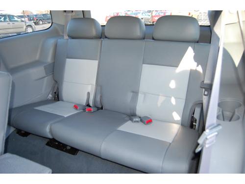 Chrysler Aspen 2007 photo 2