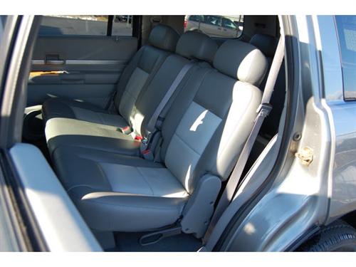 Chrysler Aspen 2007 photo 4