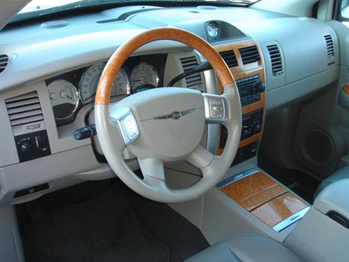 Chrysler Aspen 2007 photo 4