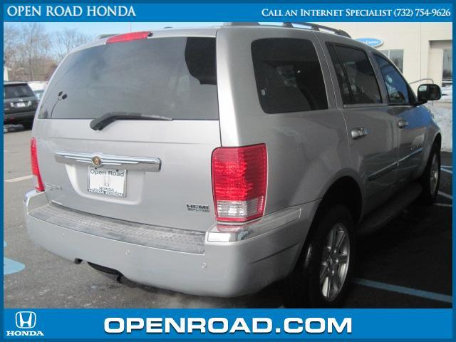 Chrysler Aspen 2007 photo 4