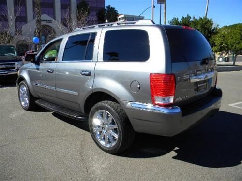 Chrysler Aspen 2007 photo 2