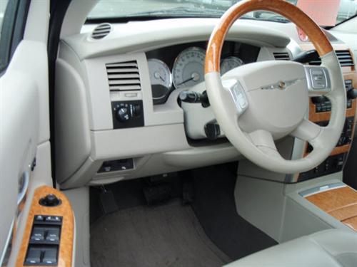 Chrysler Aspen 2007 photo 4