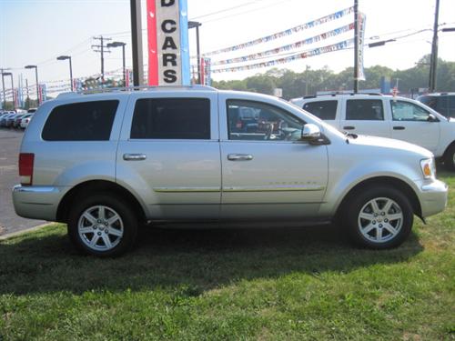 Chrysler Aspen 2007 photo 1