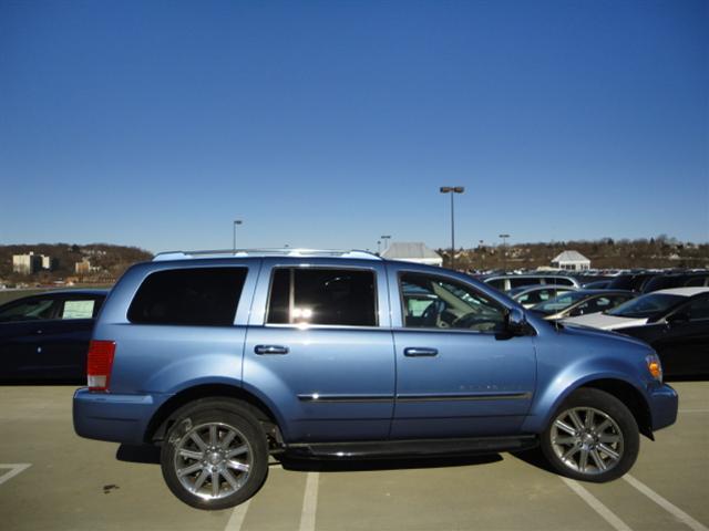 Chrysler Aspen 2007 photo 1