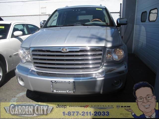 Chrysler Aspen SLT 25 Sport Utility