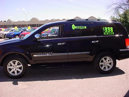 Chrysler Aspen 2007 photo 2