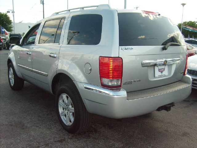 Chrysler Aspen 2007 photo 0