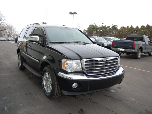 Chrysler Aspen 2007 photo 1