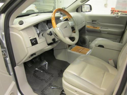Chrysler Aspen 2007 photo 3