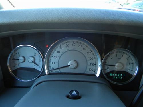 Chrysler Aspen 2007 photo 1