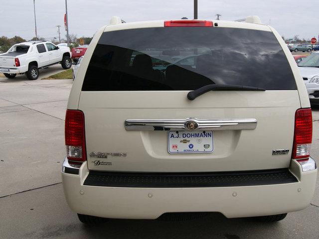 Chrysler Aspen 2007 photo 5