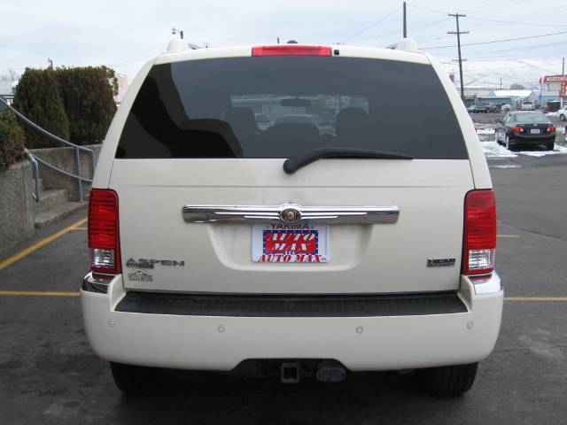 Chrysler Aspen 2007 photo 5