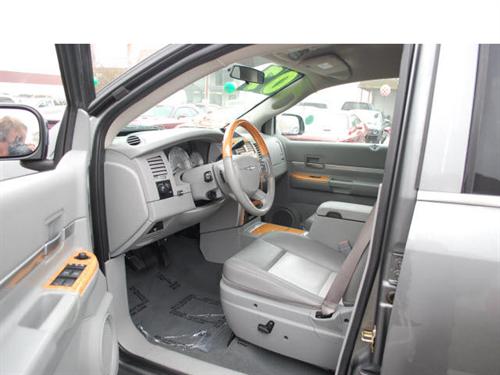 Chrysler Aspen 2007 photo 5